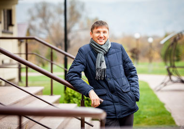 Сергей Белов